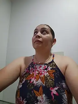 MirandaSoto online show from June 19, 2026, 3:45 am