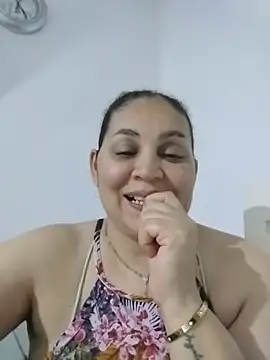 Snapshot of MirandaSoto chatting on August 8, 2026, 5:25 am MirandaSoto online show from August 8, 2026, 5:25 am