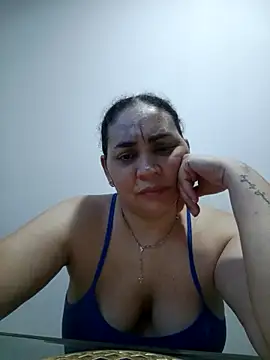 MirandaSoto online show from February 15, 2026, 5:52 am