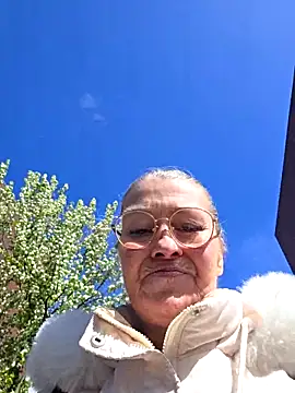 Snapshot of lisalustjouw chatting on April 16, 2026, 10:49 am lisalustjouw online show from April 16, 2026, 10:49 am