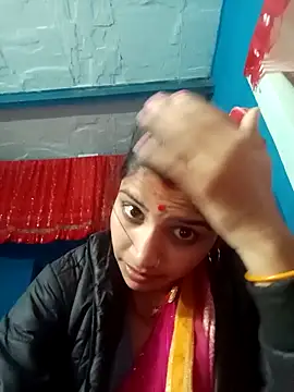 Nisha Cute online show from December 3, 2025, 2:56 am