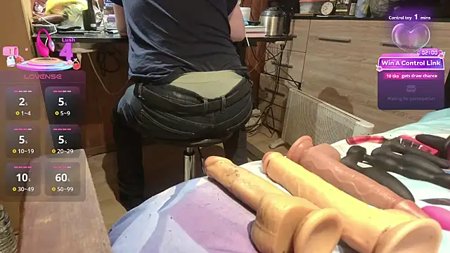 misteryman1956 online show from May 5, 2026, 5:54 am
