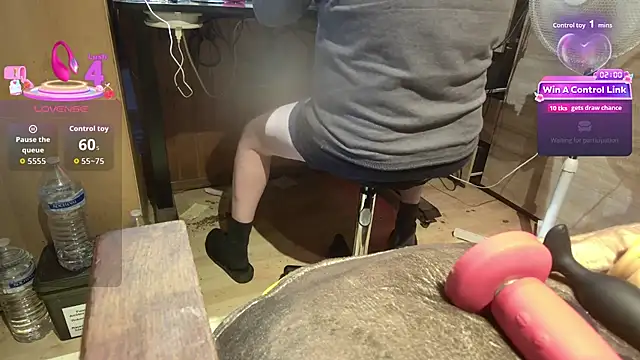 misteryman1956 online show from July 28, 2026, 2:13 pm