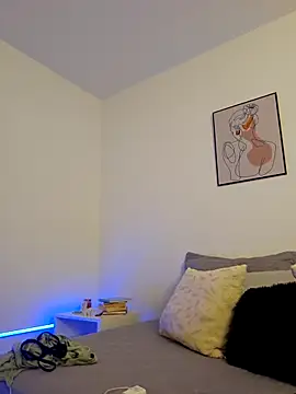 VictoriaEvaans  online show from October 16, 2025, 10:18 pm