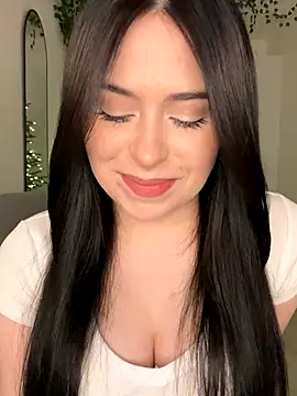  SweetCandyy online show from November 27, 2025, 7:47 pm