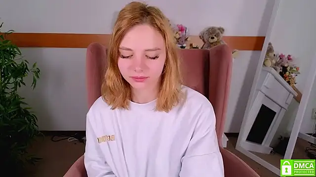 MirraBellanta online show from October 25, 2025, 9:04 pm