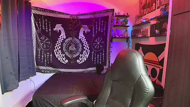 kairozz online show from October 3, 2025, 6:53 pm