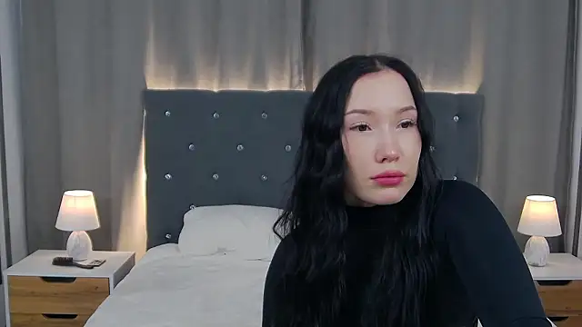 LeilaLow online show from January 16, 2026, 11:03 am