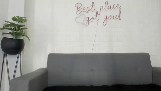 karina gomez 18 online show from February 12, 2026, 11:43 am