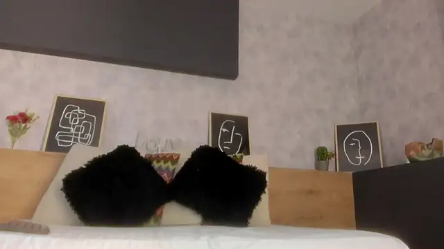 karina gomez 18 online show from March 4, 2026, 11:40 am