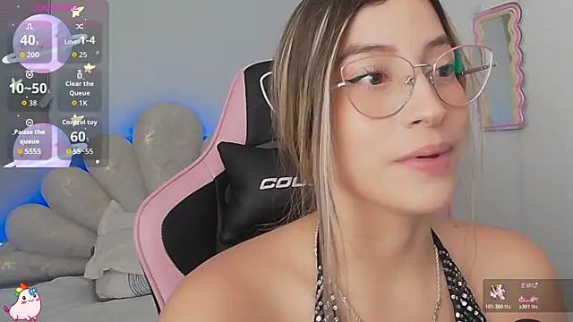 Snapshot of Issabela_G1 chatting on March 21, 2026, 5:19 am Issabela G1 online show from March 21, 2026, 5:19 am