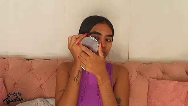 julieta aguilar1 online show from February 1, 2026, 9:02 pm