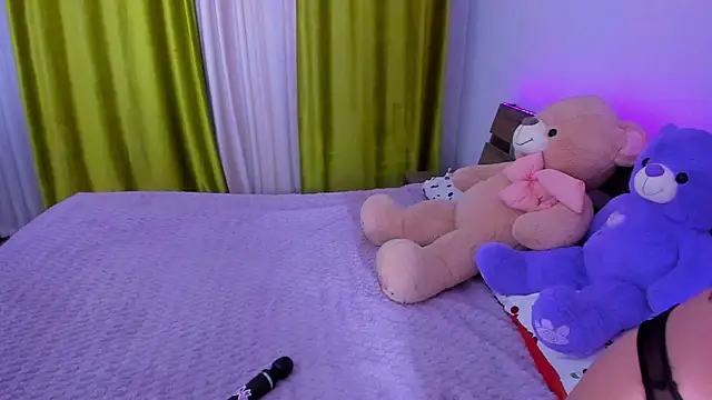 Dollyaa online show from October 19, 2025, 1:47 pm