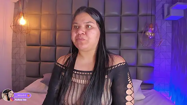 mile uribe online show from September 26, 2025, 3:46 am