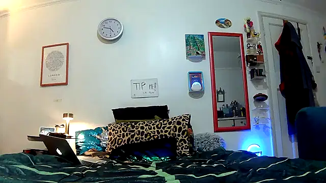 Snapshot of lextalon chatting on February 4, 2025, 4:50 pm lextalon online show from February 4, 2025, 4:50 pm