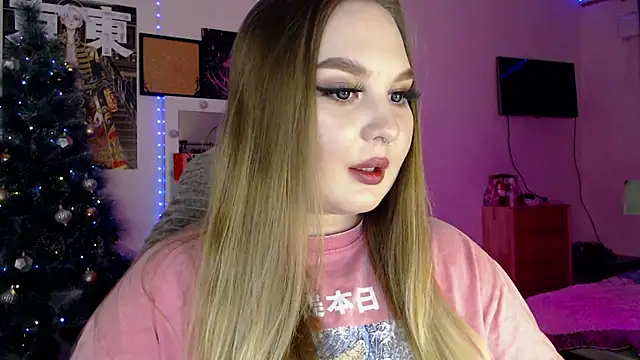 Snapshot of Greeenfriends6969 chatting on December 18, 2025, 4:00 pm Greeenfriends6969 online show from December 18, 2025, 4:00 pm