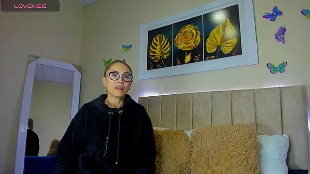 emagarcia online show from October 6, 2025, 1:12 pm