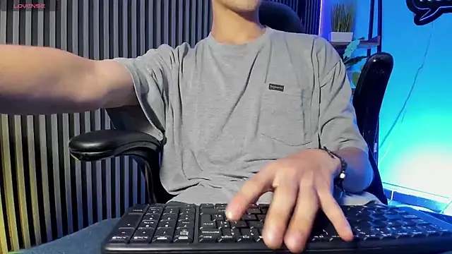 Jefer rick  online show from November 10, 2025, 11:59 am