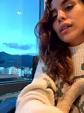 Katee Jones online show from January 14, 2026, 11:08 pm