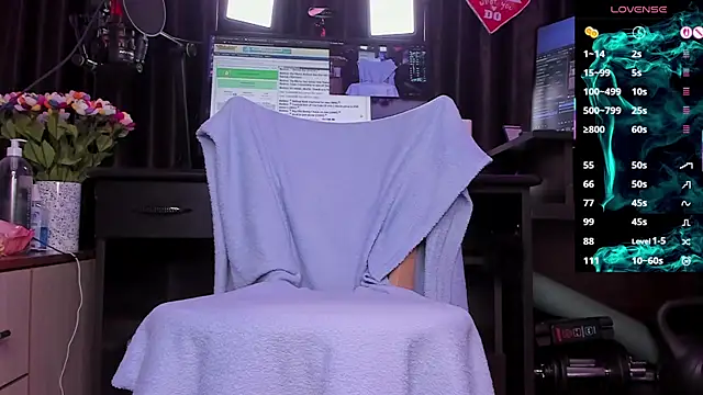 Raissa sky26 online show from September 27, 2025, 2:39 am