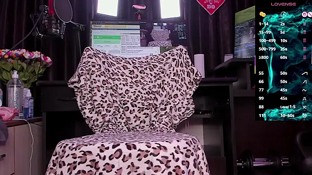 Raissa sky26 online show from September 19, 2025, 2:37 am