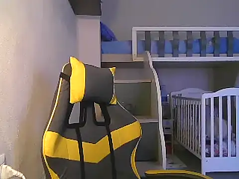 Feli blue online show from February 17, 2025, 11:55 am