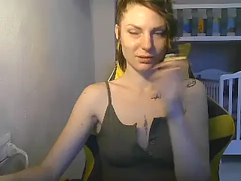 Feli blue online show from February 25, 2025, 8:47 am