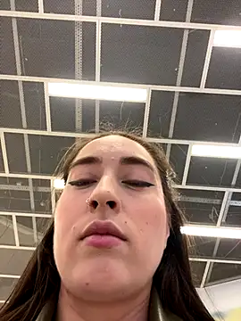 Holly Play online show from September 24, 2025, 10:11 am