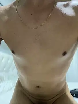 novinhoabc01 online show from November 1, 2025, 9:30 pm