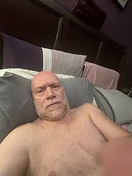 FLSexyGuy online show from June 1, 2026, 4:17 pm