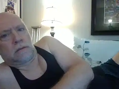 FLSexyGuy online show from April 21, 2026, 3:51 pm