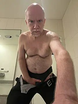 FLSexyGuy online show from May 7, 2026, 1:25 pm