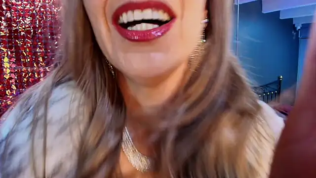 MelaniaKnauss online show from September 23, 2025, 10:28 pm