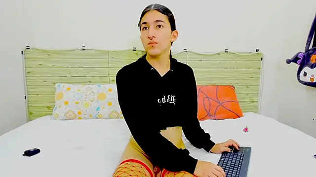 Evil Queen13 online show from February 12, 2026, 9:03 pm