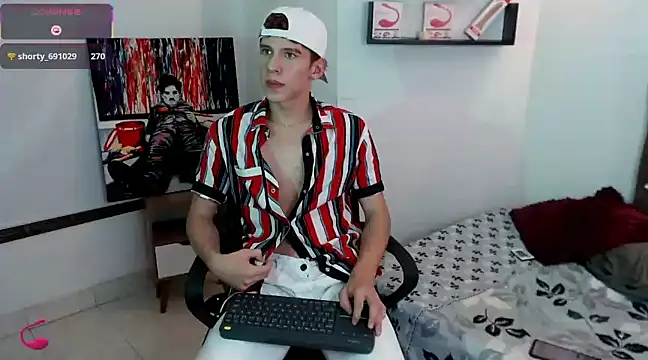 flowers18 online show from March 22, 2025, 12:49 am