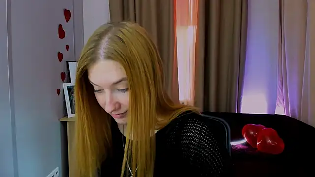 daisy candy online show from February 26, 2025, 1:43 pm