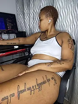 Drippincaty online show from February 27, 2026, 2:45 am