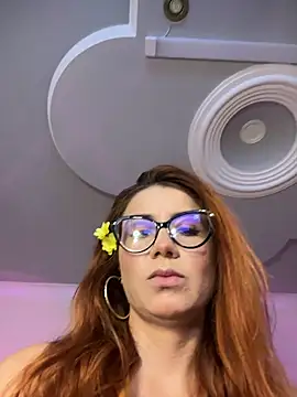 Snapshot of antonhella1 chatting on February 18, 2026, 5:20 pm antonhella1 online show from February 18, 2026, 5:20 pm