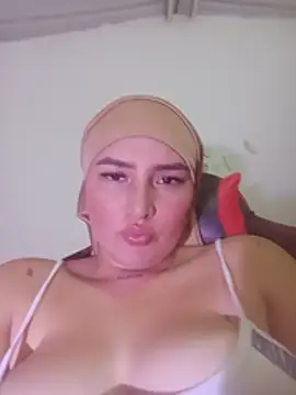 Celeste camila18 online show from July 17, 2026, 6:10 am