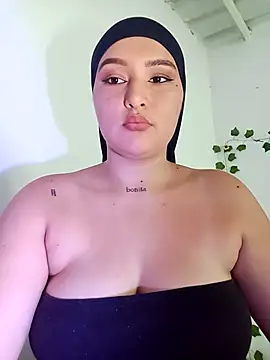 Celeste camila18 online show from September 12, 2025, 3:34 pm