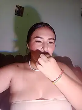 Celeste camila18 online show from July 12, 2026, 11:05 pm
