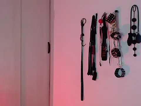 Alisson Beckett online show from October 6, 2025, 1:23 pm