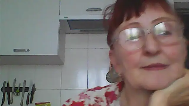 Snapshot of TanyaSweet634 chatting on May 14, 2026, 6:10 am TanyaSweet634 online show from May 14, 2026, 6:10 am