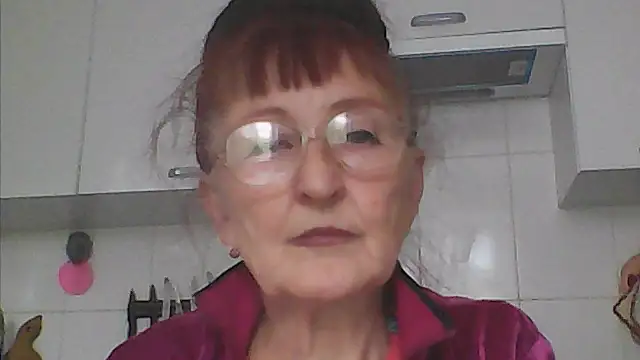 TanyaSweet634 online show from September 18, 2025, 6:27 am