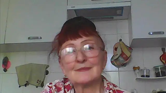Snapshot of TanyaSweet634 chatting on May 12, 2026, 5:04 am TanyaSweet634 online show from May 12, 2026, 5:04 am