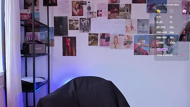 MonicaRocket online show from December 3, 2024, 10:23 am