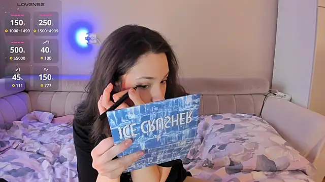 MonicaRocket online show from January 24, 2025, 10:32 am