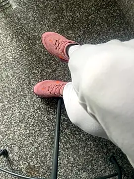 FeetVibe online show from October 11, 2025, 6:47 am