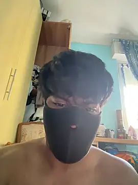 Snapshot of antony_1997 chatting on December 21, 2024, 1:21 pm antony 1997 online show from December 21, 2024, 1:21 pm