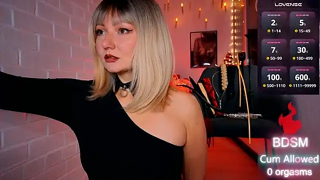 Snapshot of Sandralawrence chatting on December 5, 2025, 9:23 pm Sandralawrence online show from December 5, 2025, 9:23 pm